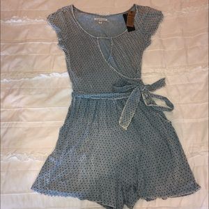 American Eagle Short Sleeve Romper